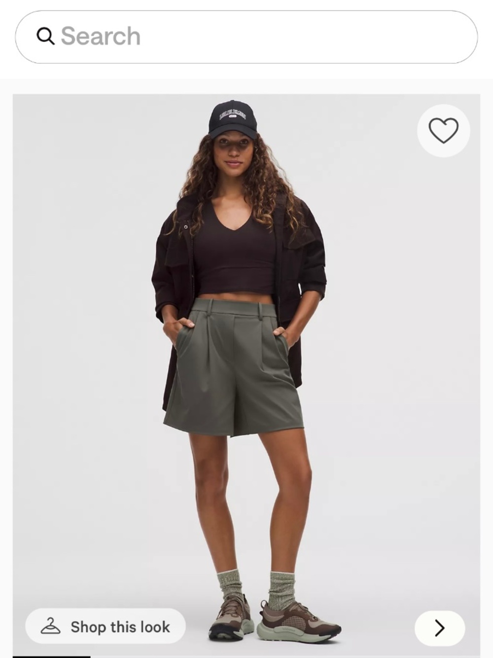 Lily lemon NWT daydrift pleated high-rise 7” short. In Palm. XS